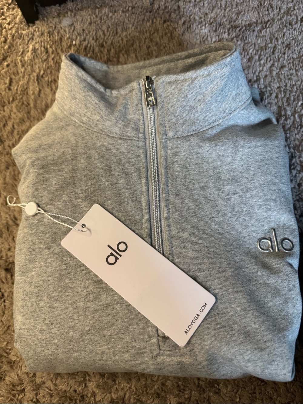 ALO Yoga Light Gray Half-Zip Pullover